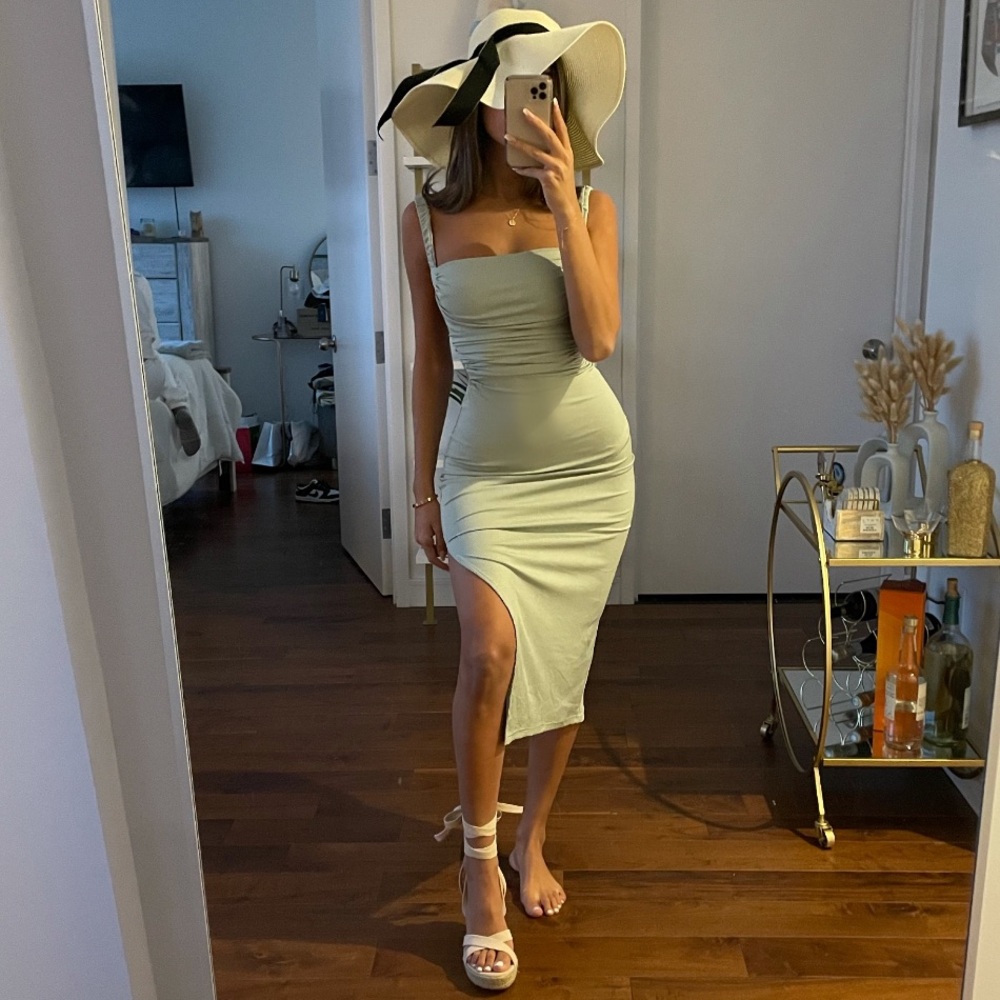Princess Polly midi dress